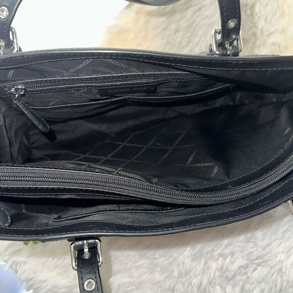 Michael Kors Voyager Large Black Leather Signature MK perforated Logo Tote Bag - Picture 7 of 14